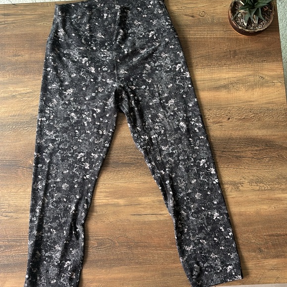 Lululemon Align Crop Equalized Multi leggings 8 - Picture 3 of 6